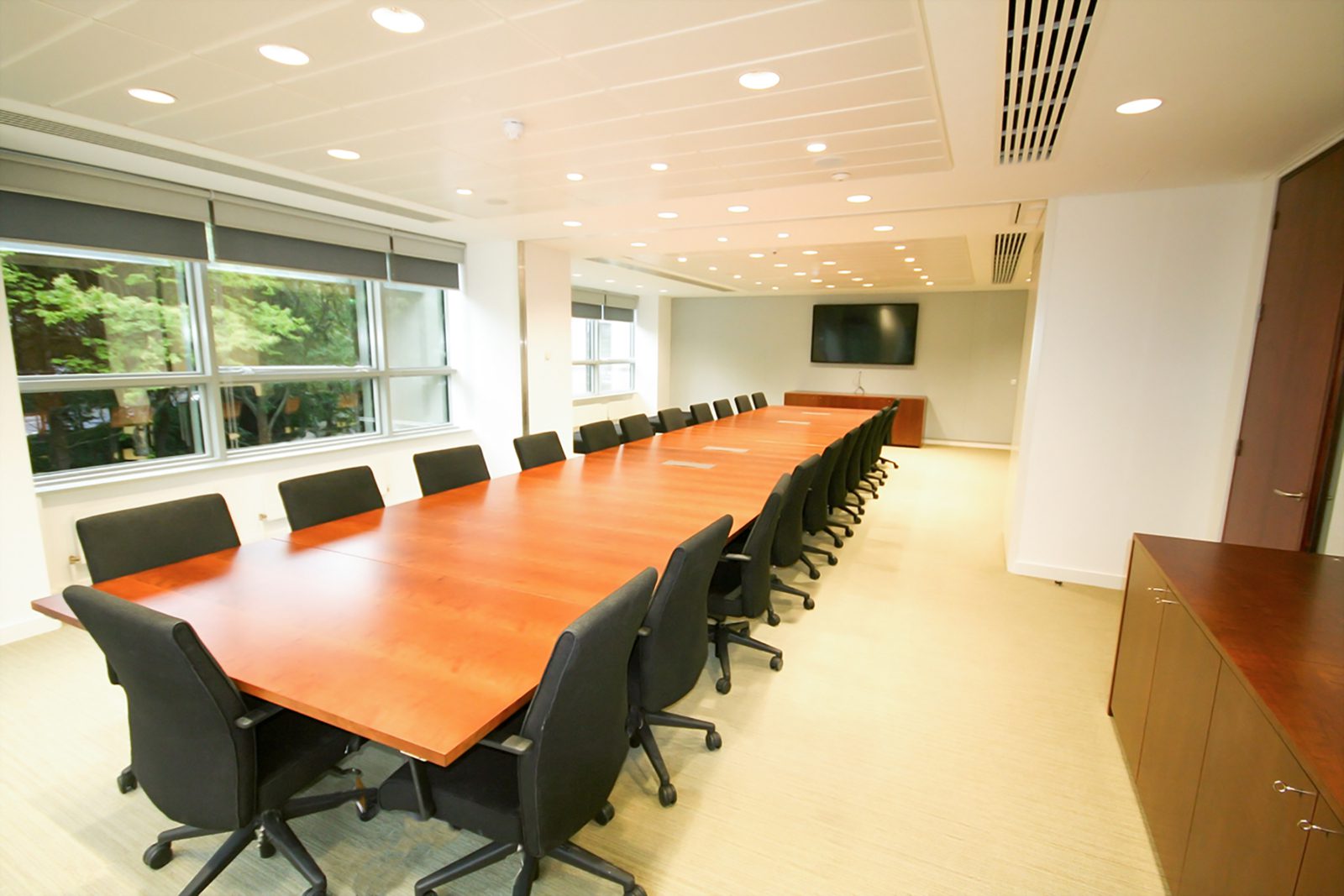 Fit-Out of Blackrock Investments