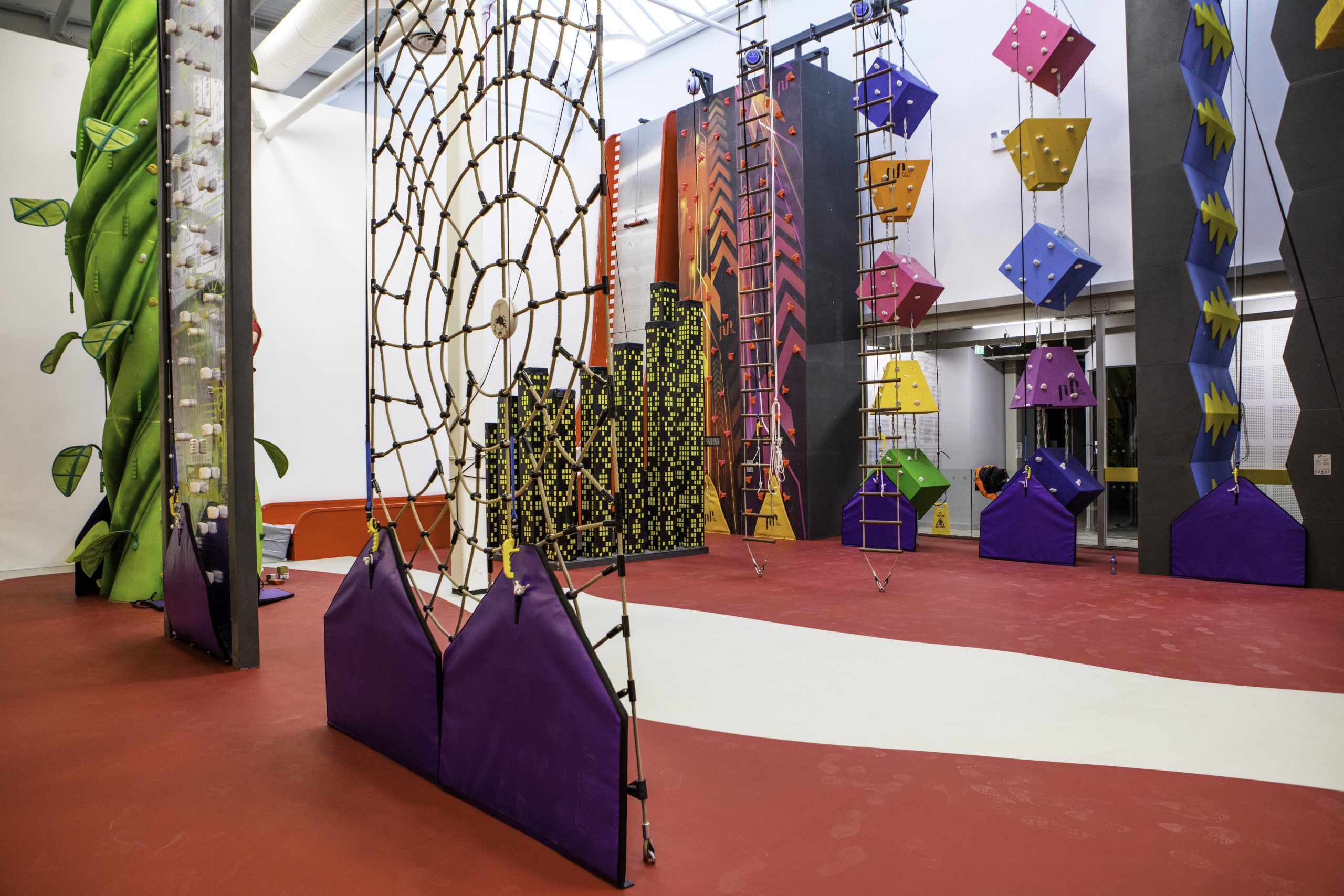 Explorium Fit-Out of Explorium